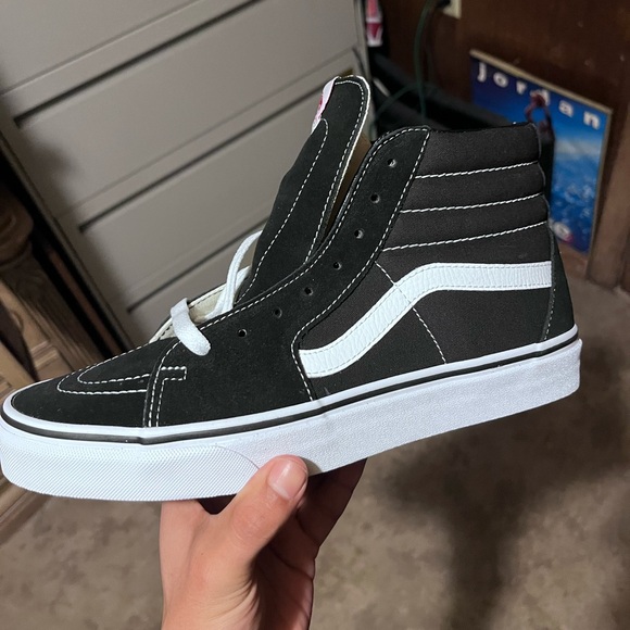 Men Vans Black 9.5 NEW - Picture 3 of 9